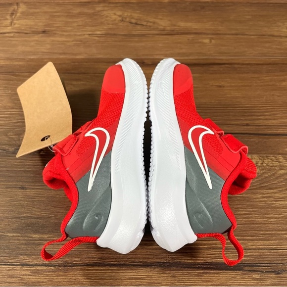 Nike Star Runner 3 NEW University Red Athletic Sneakers Toddler Shoes - Picture 3 of 10